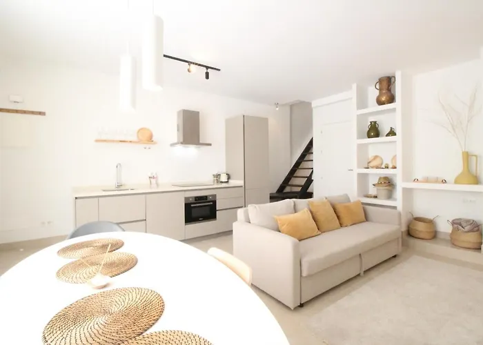 Del Parque Flats Constancia Duplex